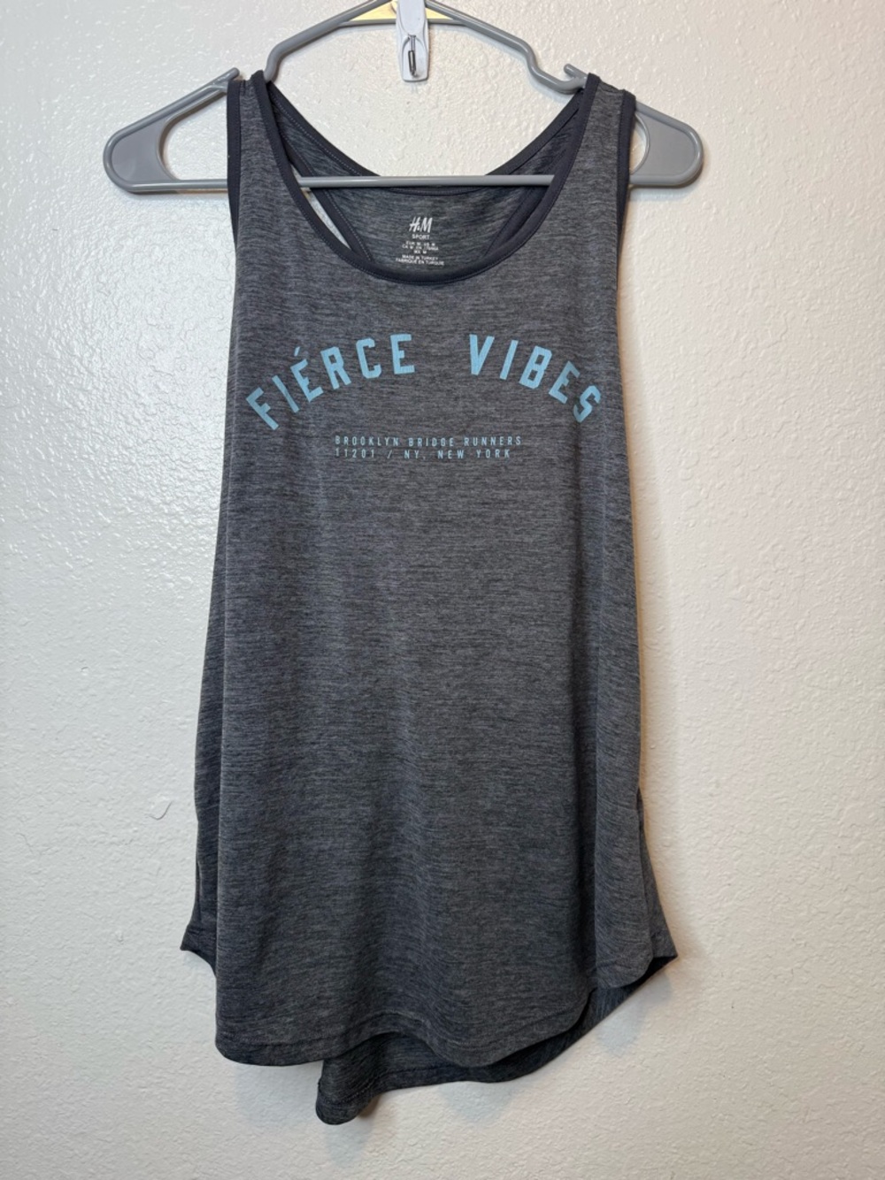H&M Gray Fierce Vibes Muscle Tank Athletic Workout Beach Summer Size Medium